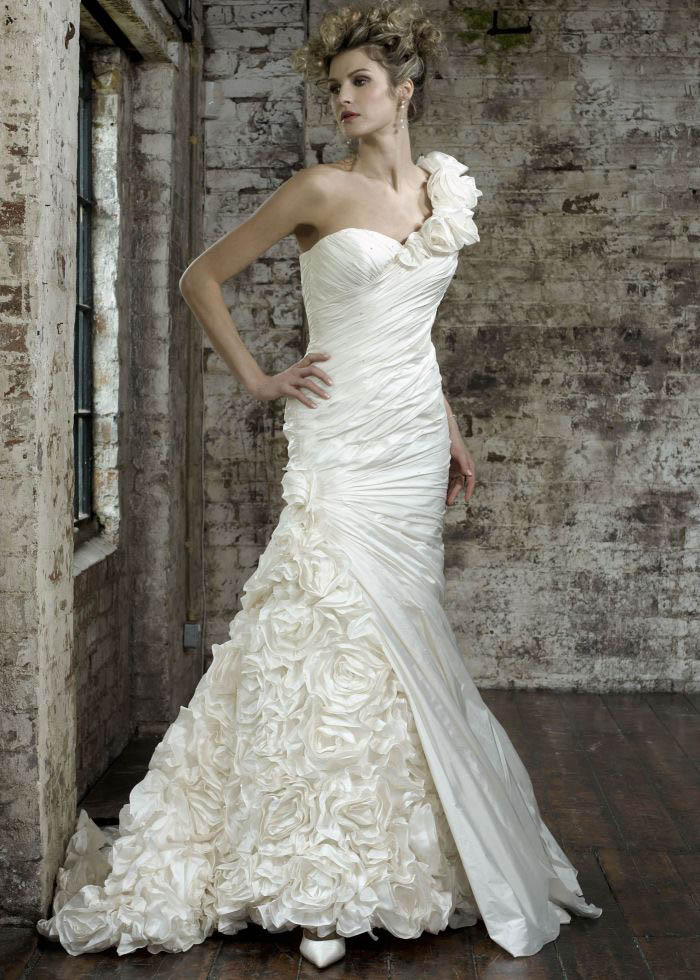 Buy or Sell a PreLoved Wedding Dress with Still White · Rock n Roll Bride