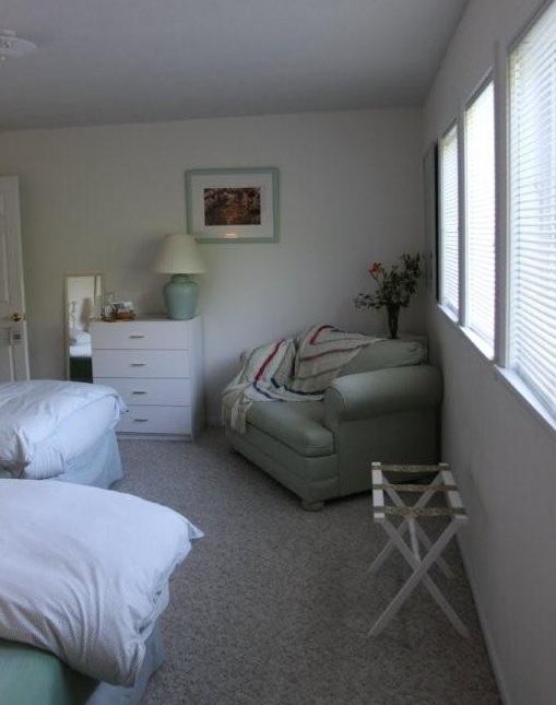 Romantic northern michigan burt lake B&B rooms Bed & Breakfast with