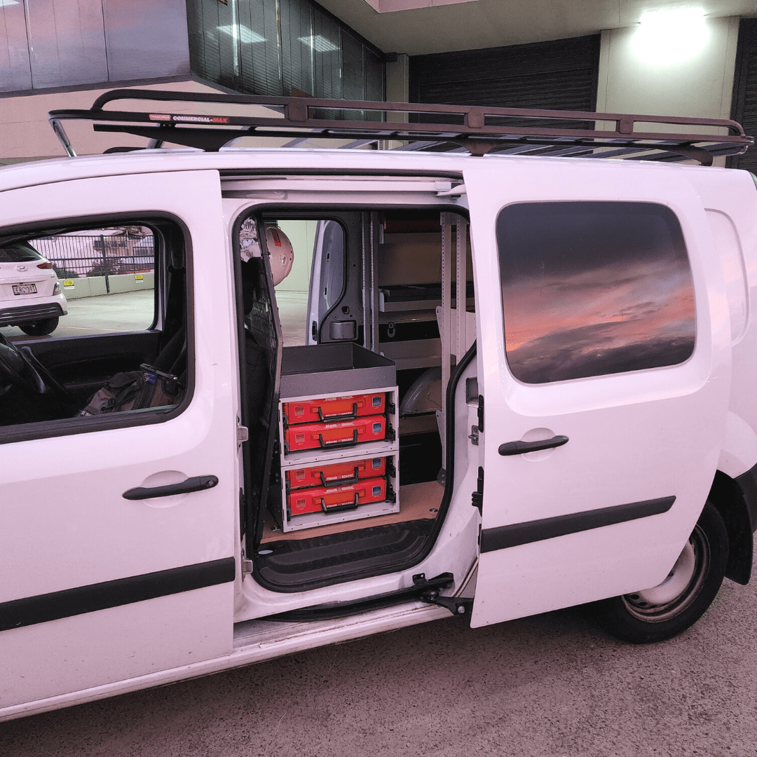 Renault Kangoo Van Shelving & Racking Rola Case