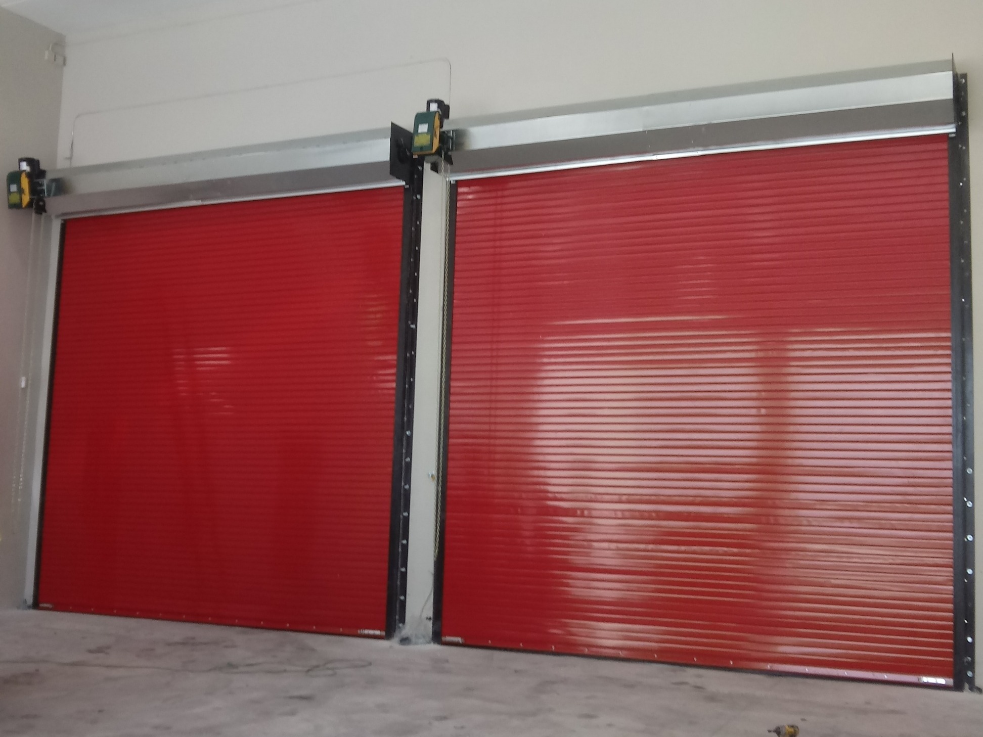 INSULATED ROLL UP DOORS
