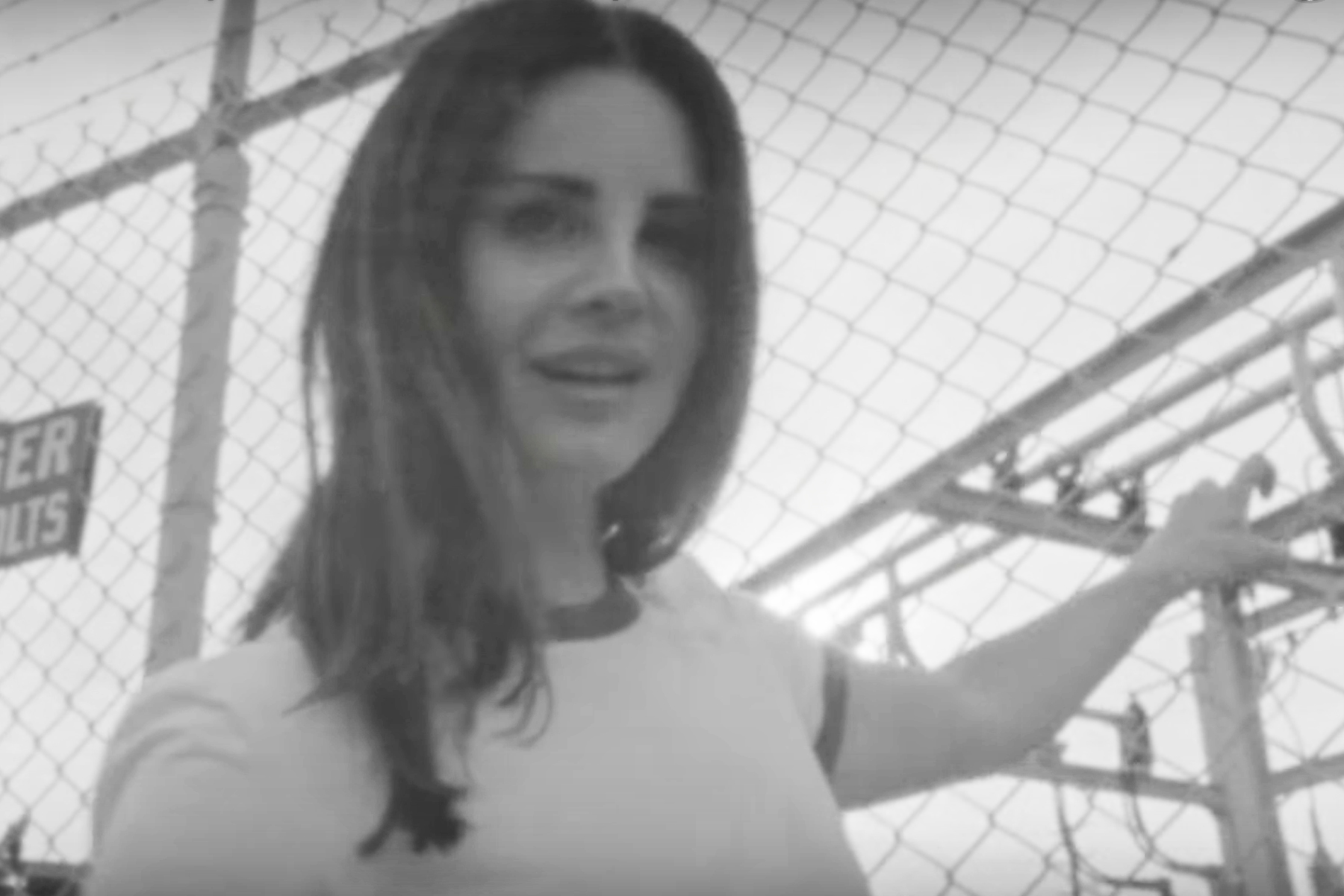 Lana Del Rey Recruits Jack Antonoff for New Song 'Mariners Apartment