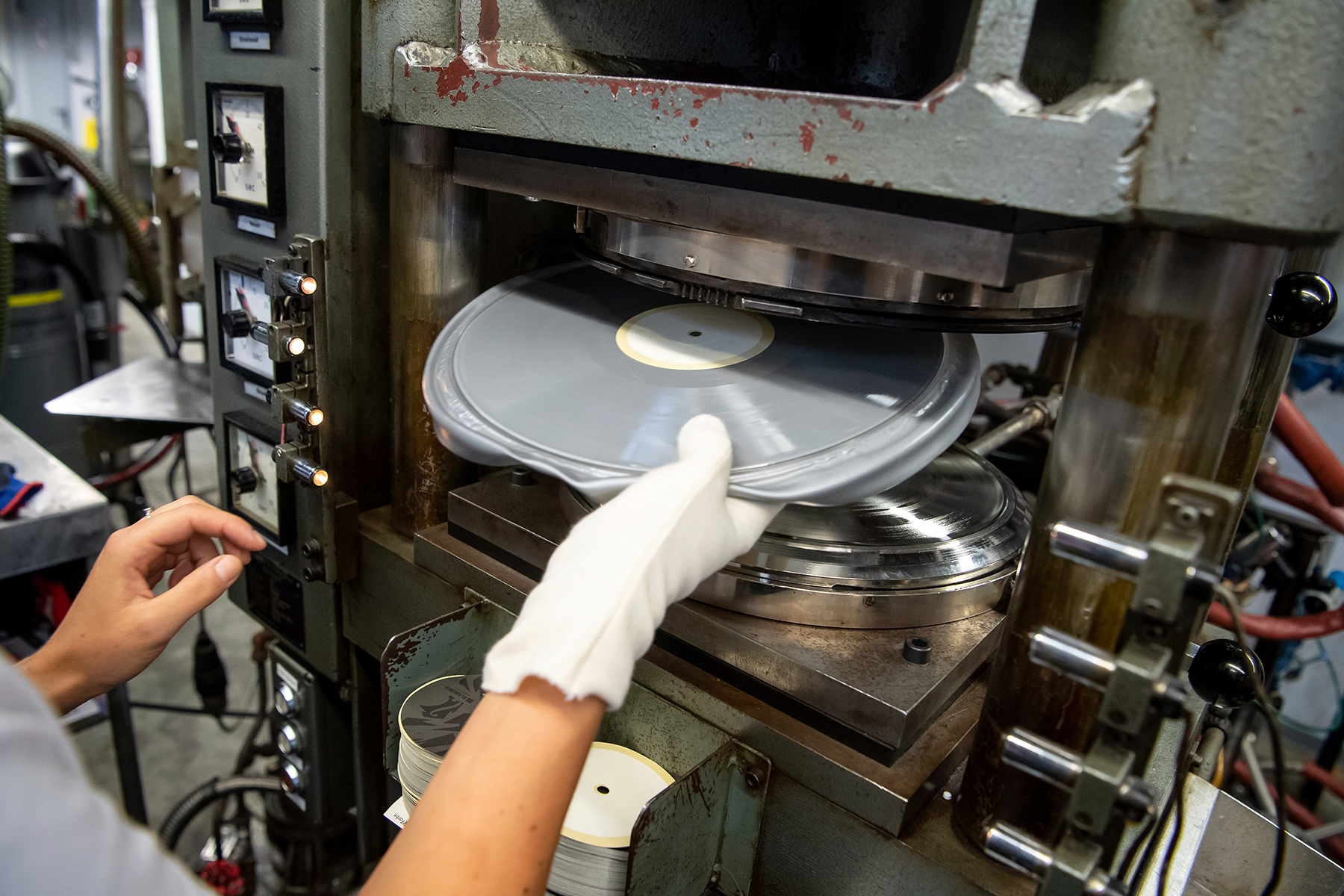 Bandcamp Will Make Vinyl Records For 10,000 Indie Artists
