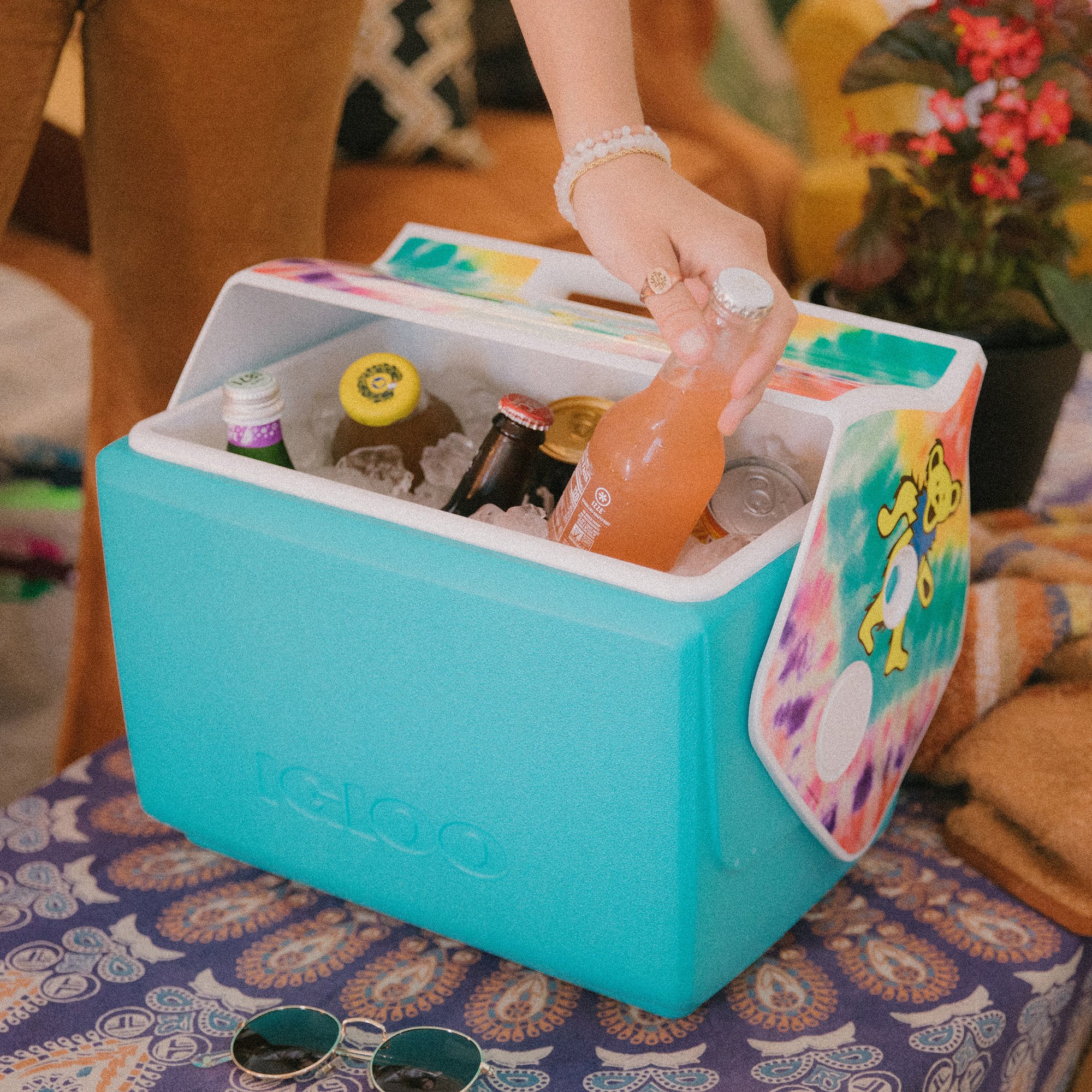 Igloo’s Grateful Dead Cooler Collaboration Just Got Restocked for