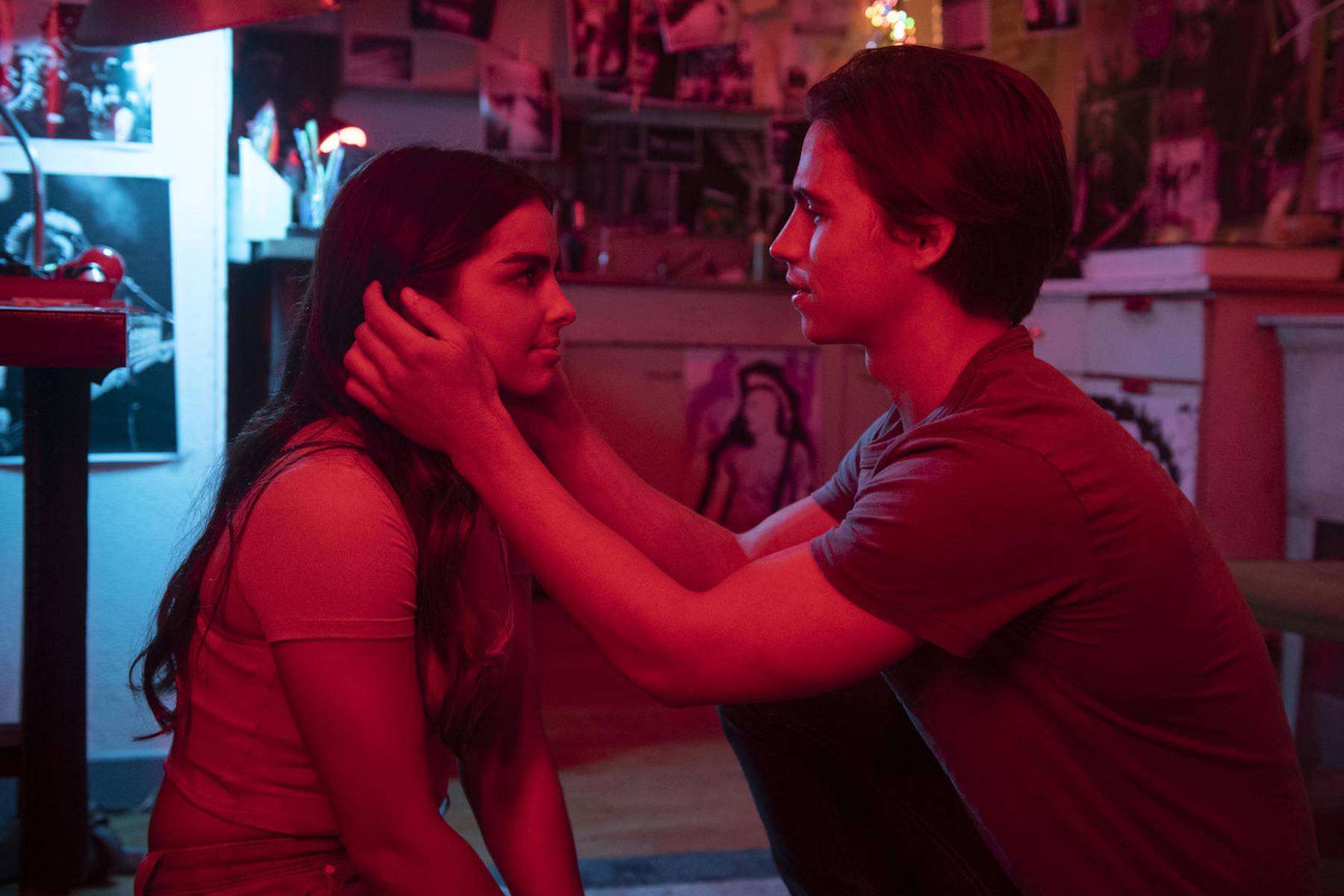 Addison Rae Stars in Reimagined ‘He’s All That’ Watch the Trailer LA Times Now