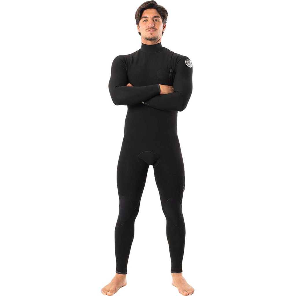 Best Wetsuits for Surfing, Swimming & Kayaking in Cold Water (2022)