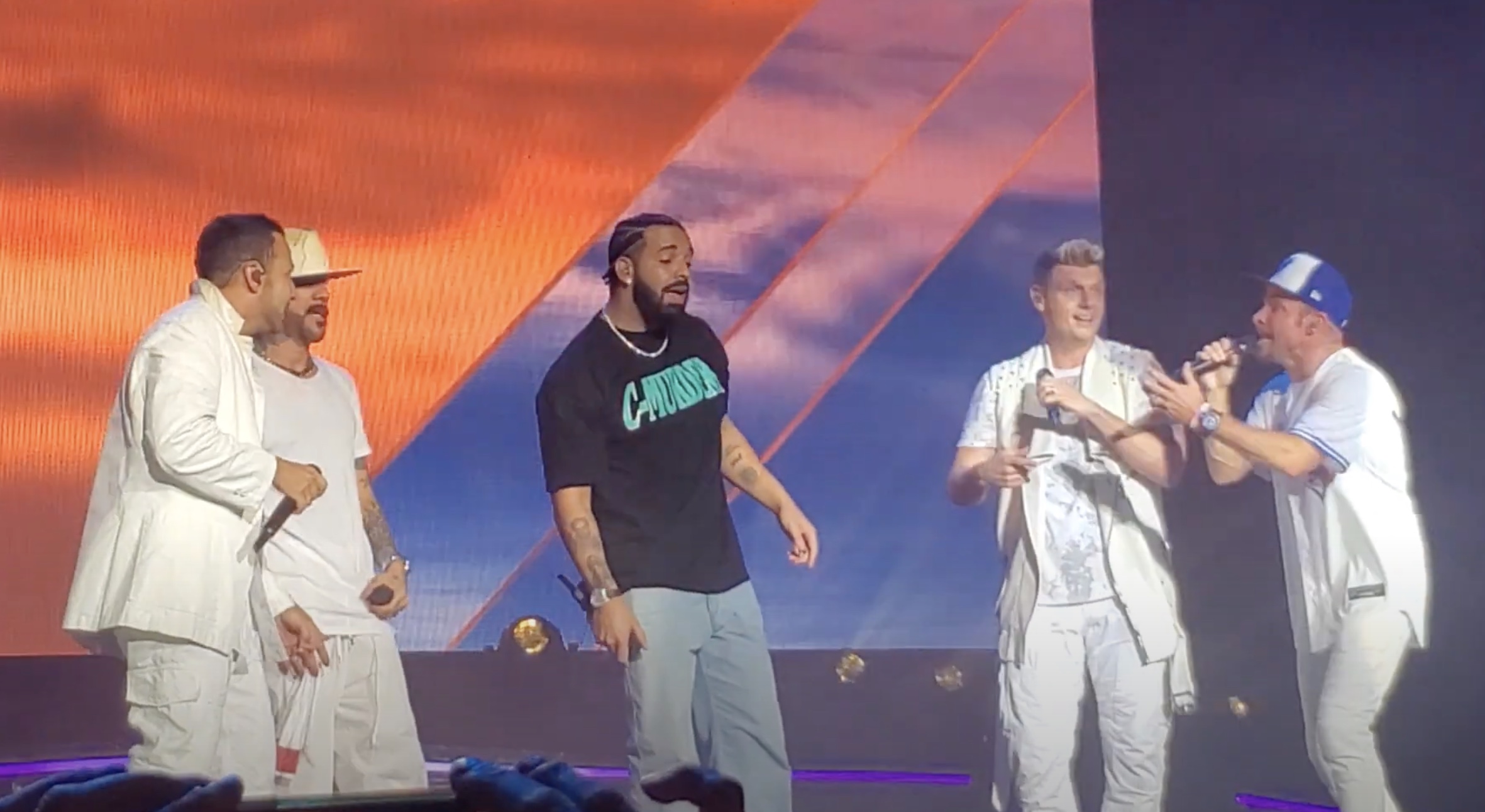 Watch Drake Join Backstreet Boys to Perform ‘I Want It That Way’ at