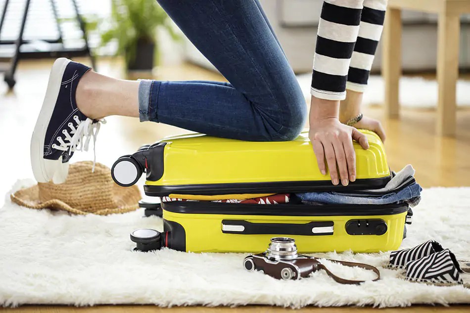 How To Pack A Suitcase Roll Or Fold at Elaine Cockerham blog