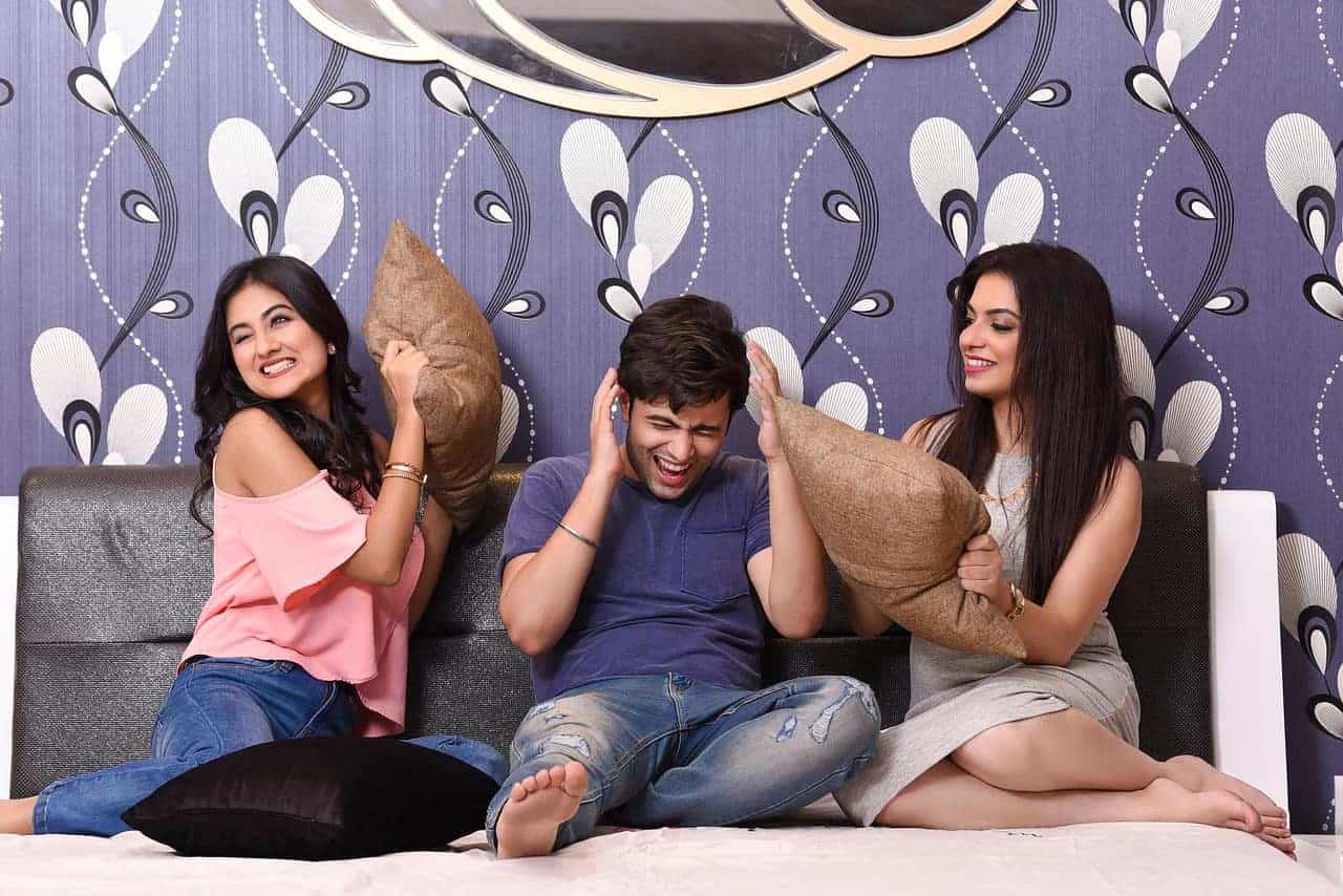 Top 8 Best Poly Dating Sites and Apps in 2022
