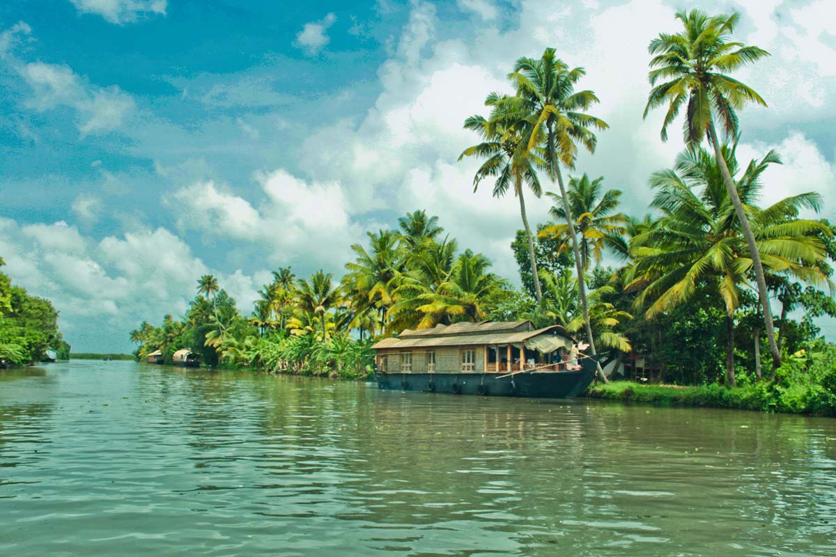 Honeymoon in Kerala Kerala Honeymoon Guide & Tour Packages