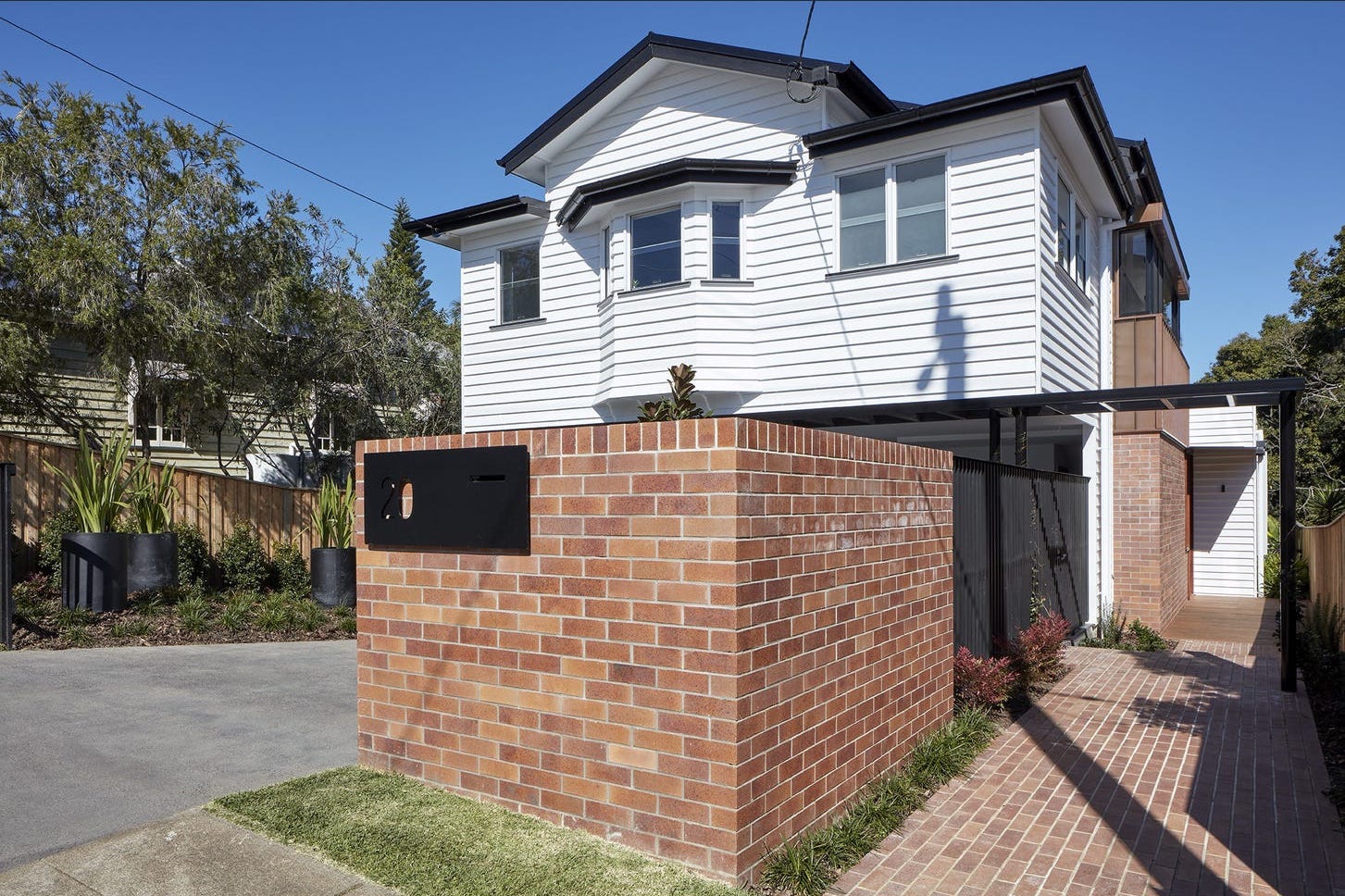 MidCentury Modern House Brisbane Roofit