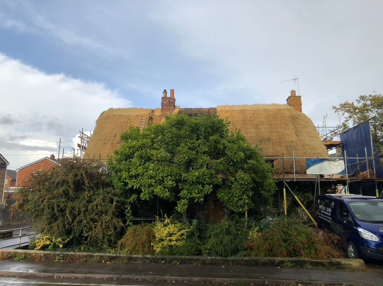 Chalgrove, Oxfordshire Roof Thatching