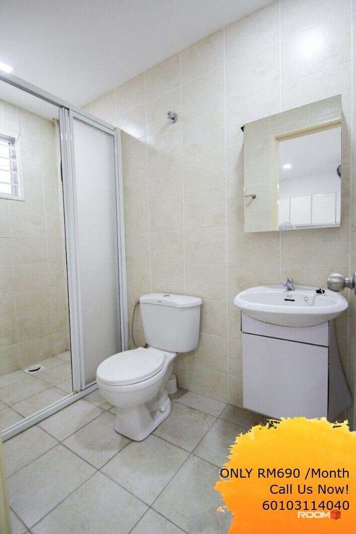 🎇D'alpinia Puchong‼️🎇Fully Furnish Middle Room With Aircond, Near IOI