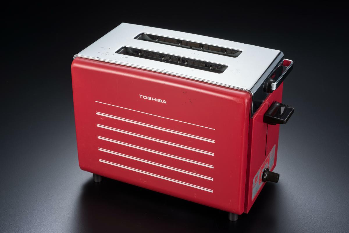 Toshiba electric toaster