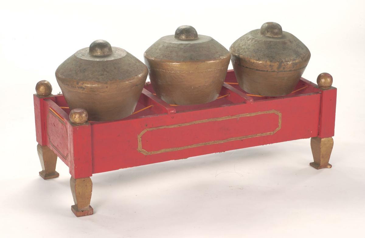 Kettle gongs on stand