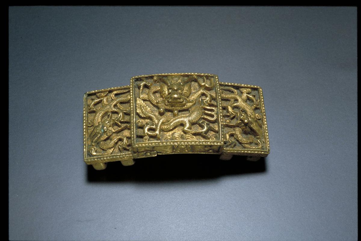 Silver Straits Chinese belt