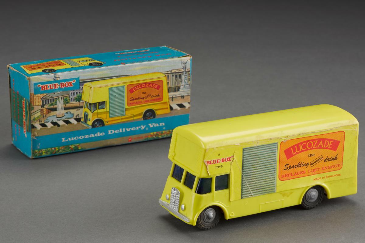 Blue Box Toy Farm Set