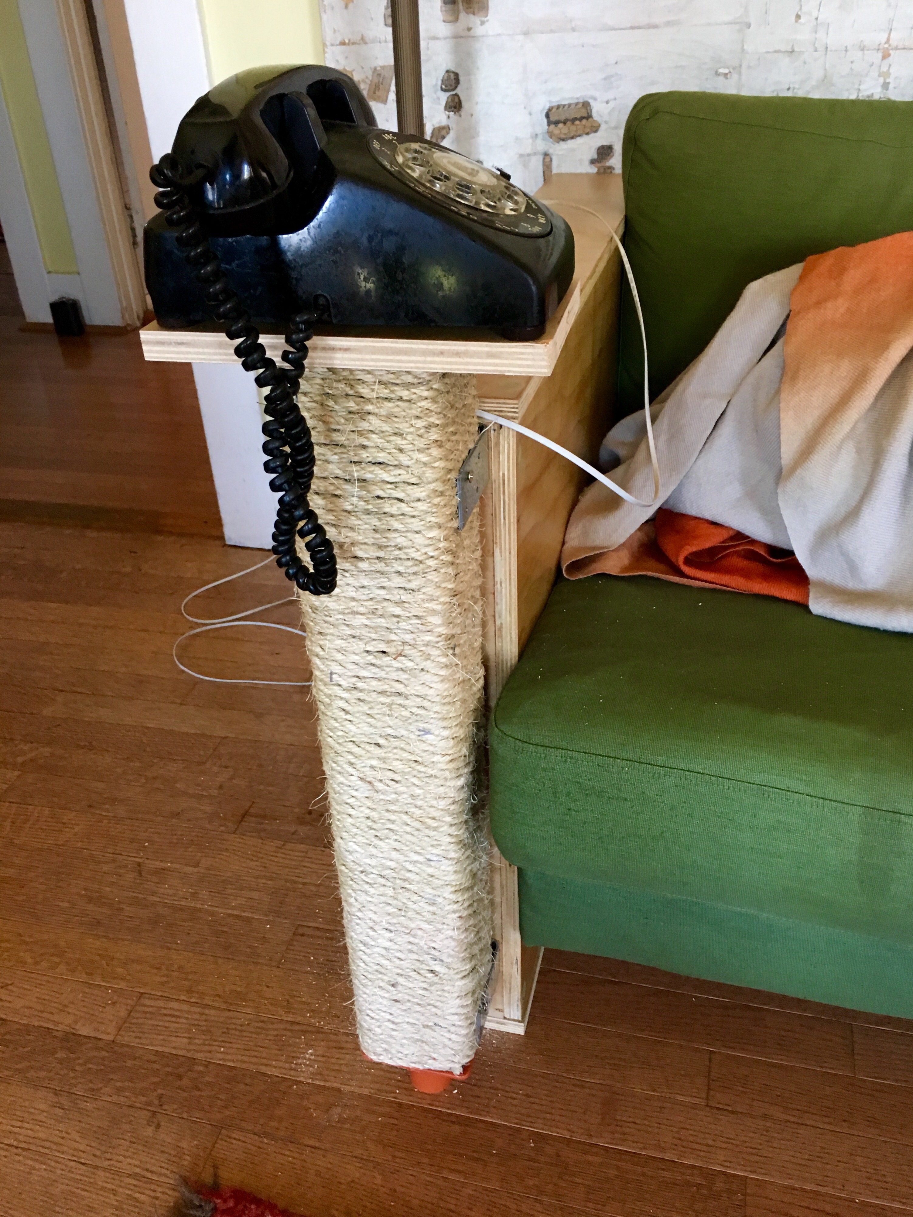 Cat Scratch Fever How to Make Your Own Cat Scratching Posts Root Simple