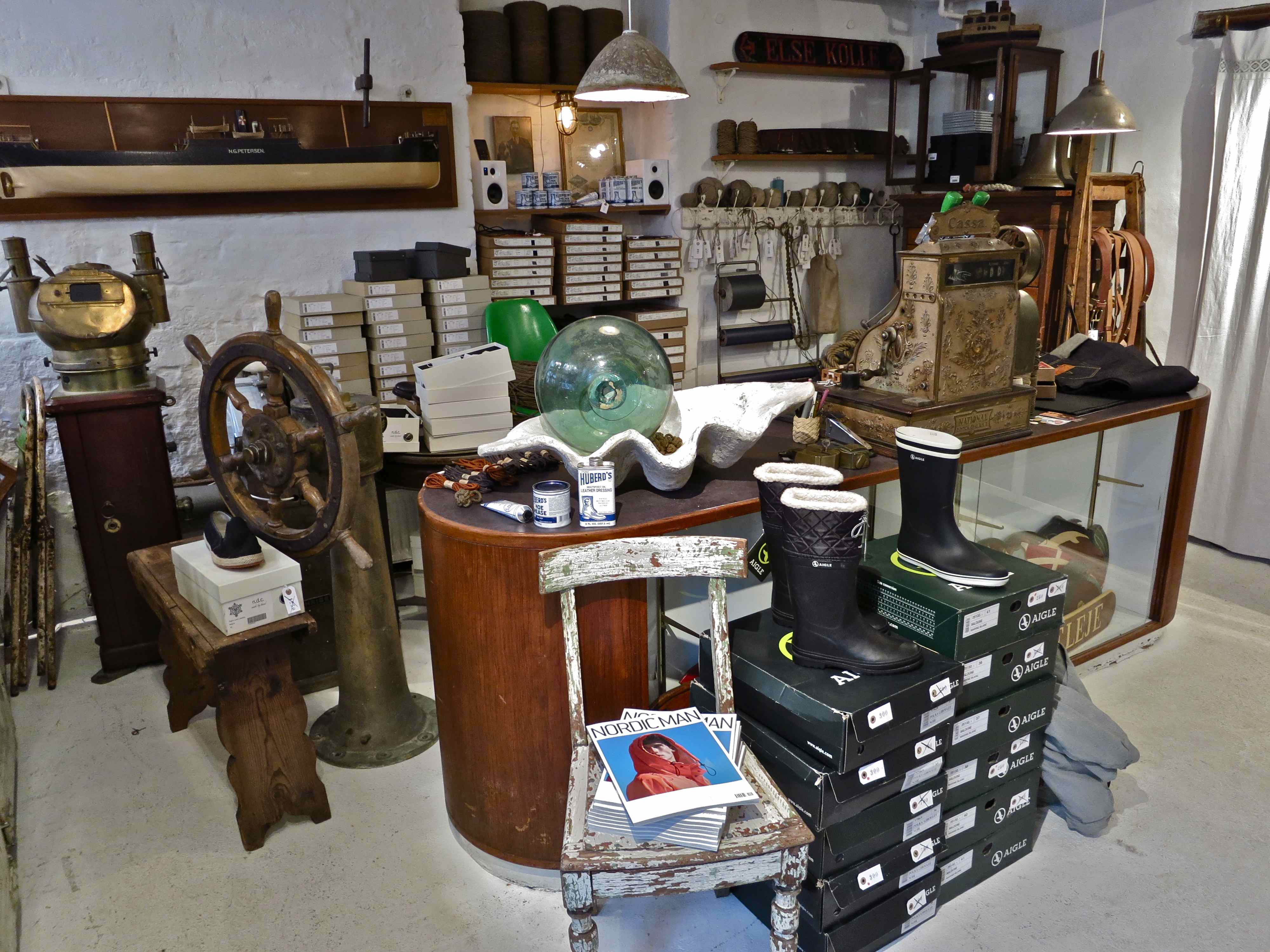 Shop Review Maritime Antiques