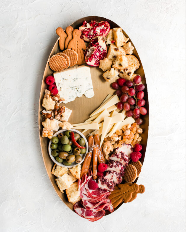 How to Build a Holiday Cheeseboard Step by Step Roth Cheese