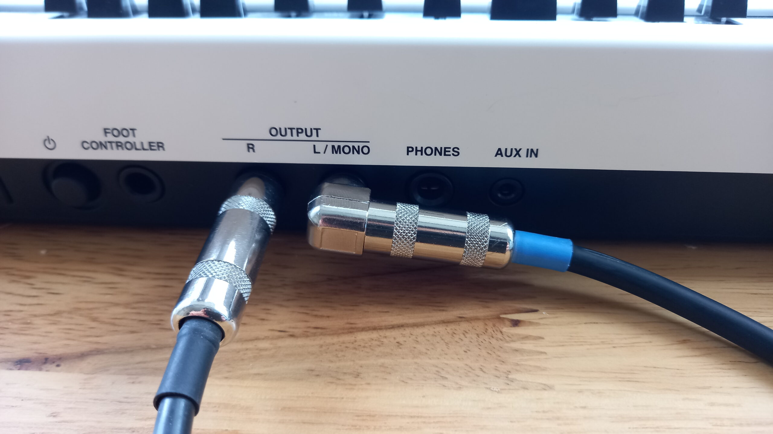 5 Ways To Connect a Synthesizer To a Computer roundtable audio