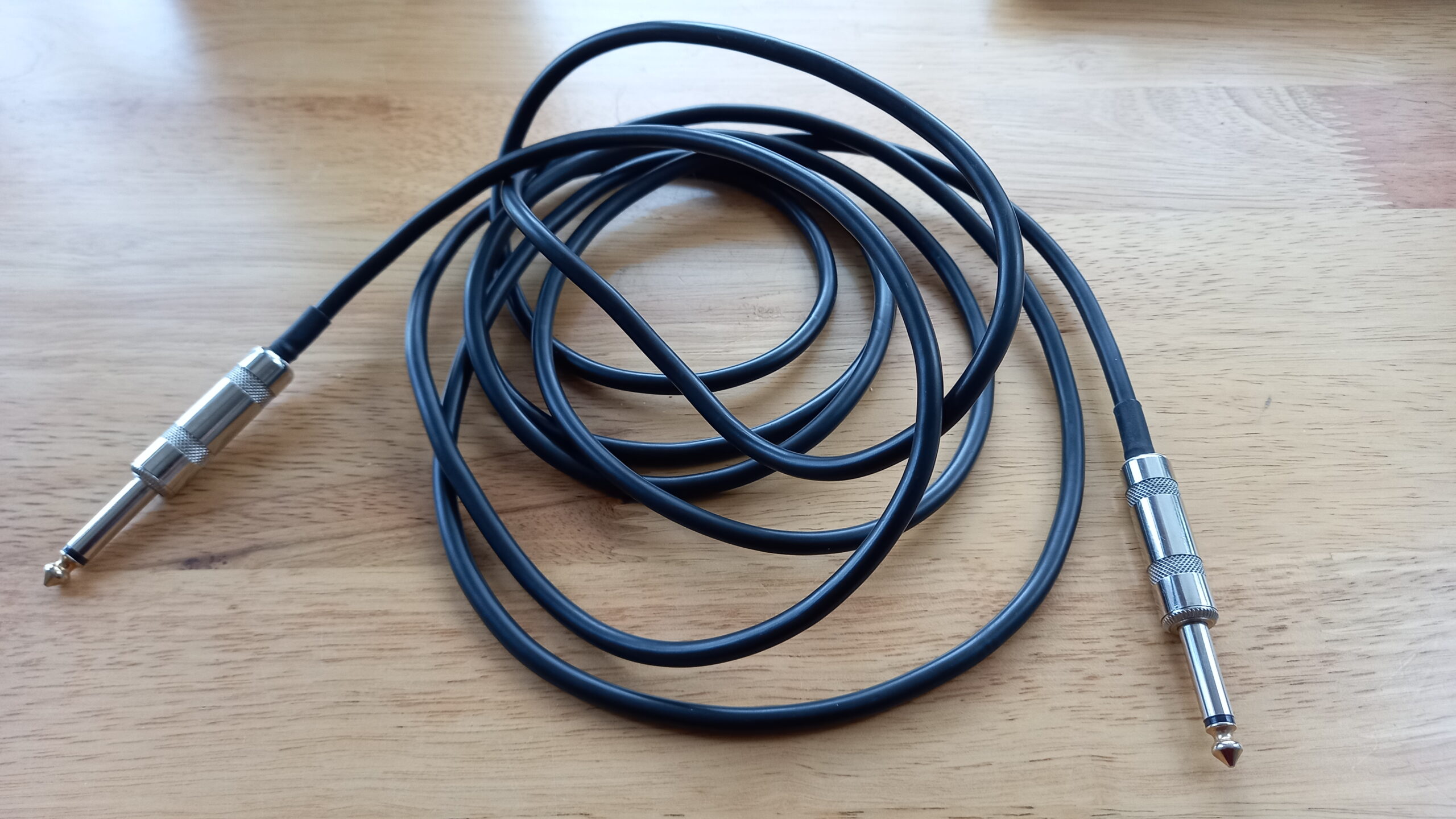 5 Ways To Connect a Synthesizer To a Computer roundtable audio