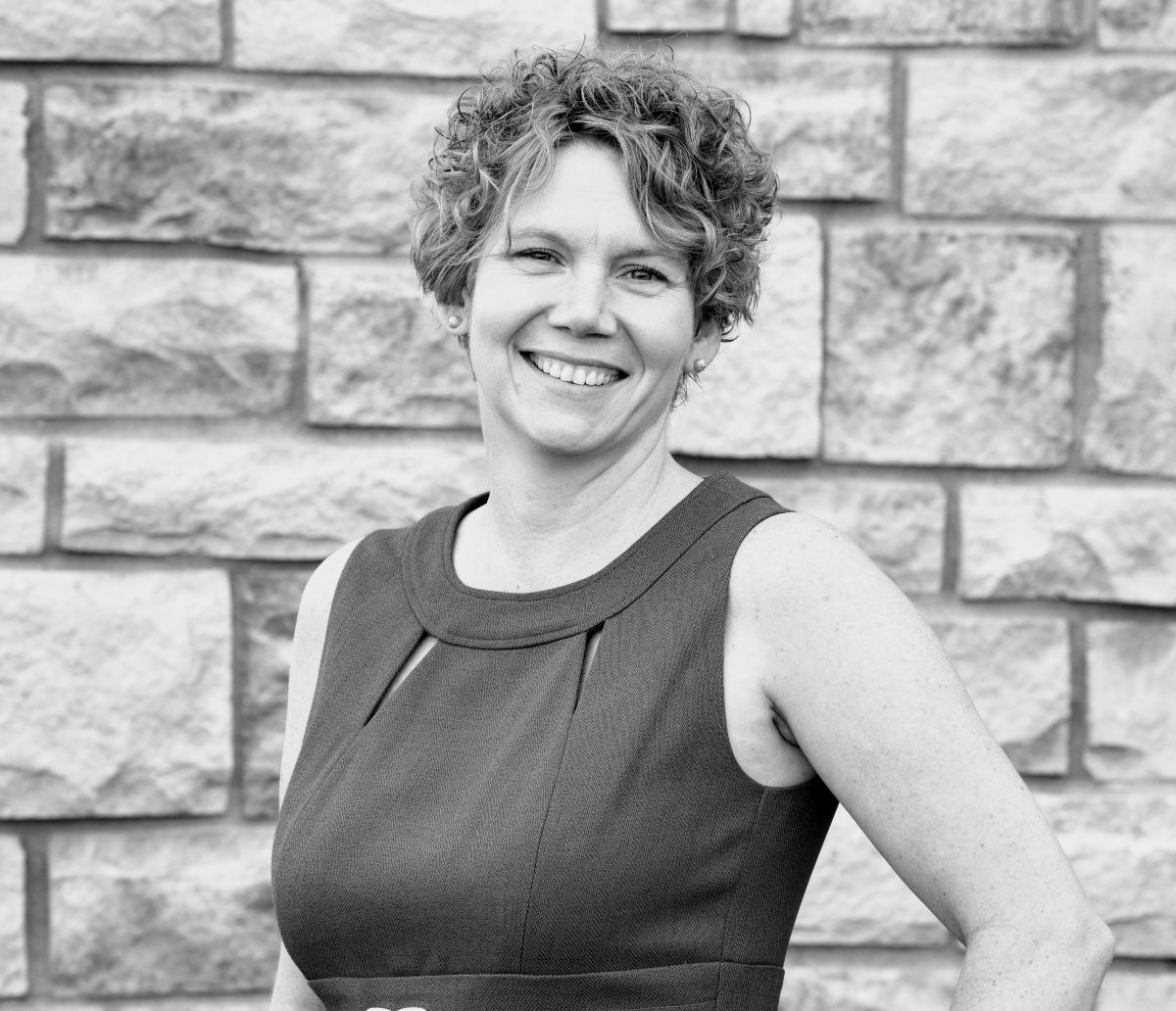 Dr. Jerilyn Dutton Audiologist San Diego, La Jolla Salient Sounds