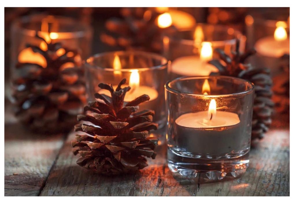 Choosing the Right Fragrance for Candles Making Royal Aroma