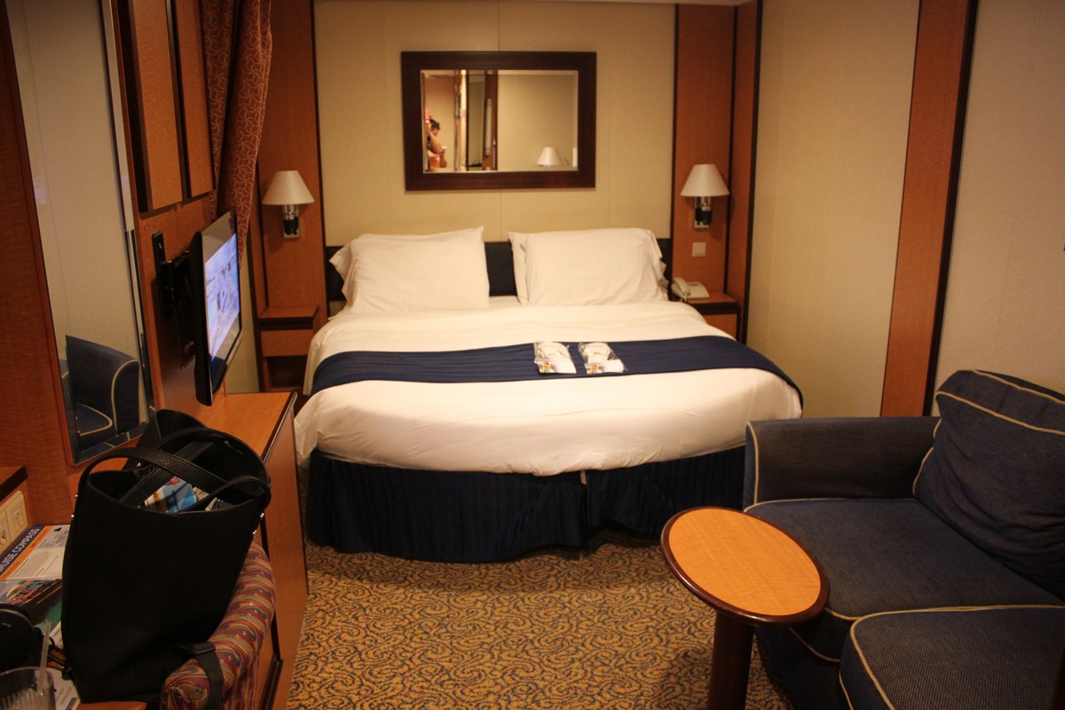 Brilliance of the Seas Category N Inside Stateroom photo tour Royal Caribbean Blog