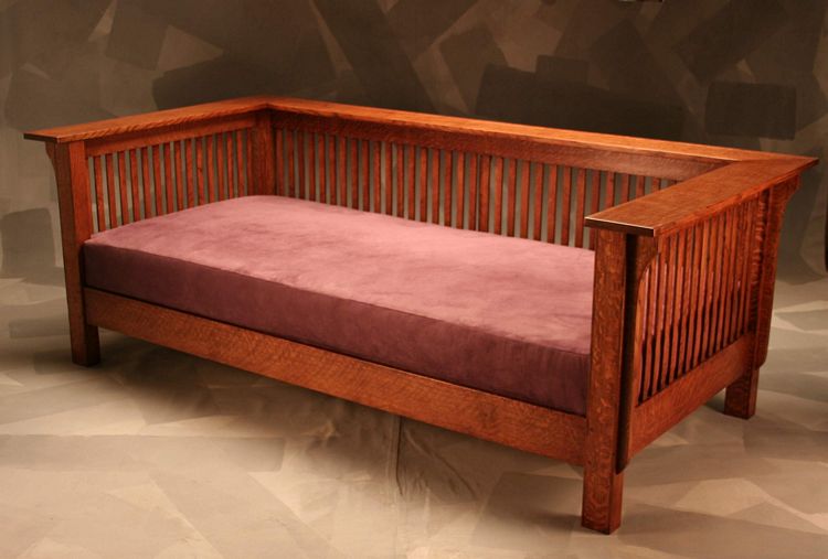 Craftsman Sofa Baci Living Room