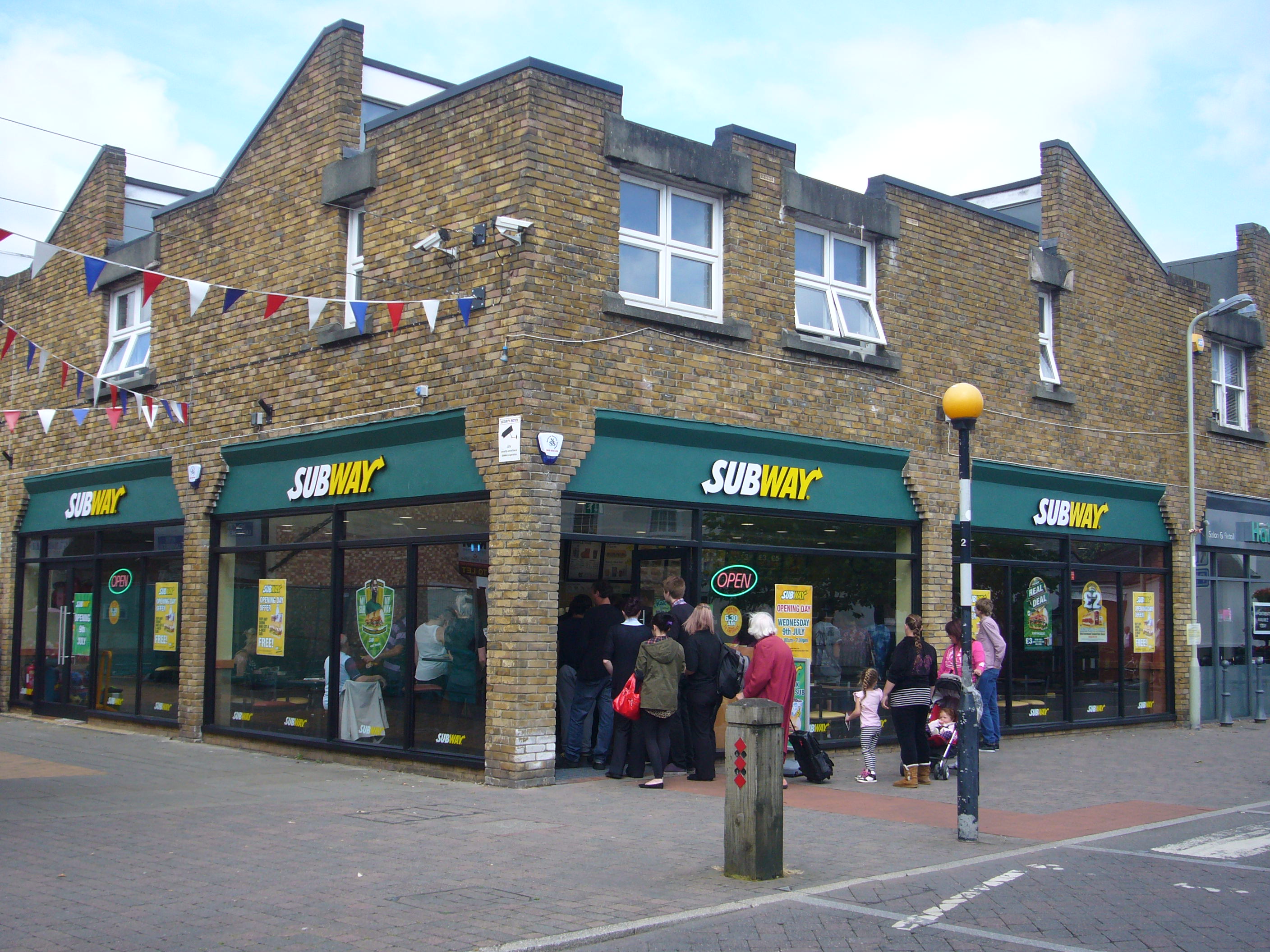 Hythe, Southampton Subway "rolls in" Commercial Property Consultants