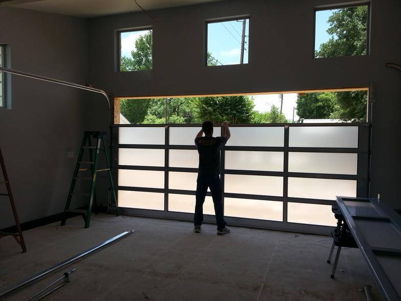 R&R Overhead Garage Doors Same Day Service Call (630) 6078705