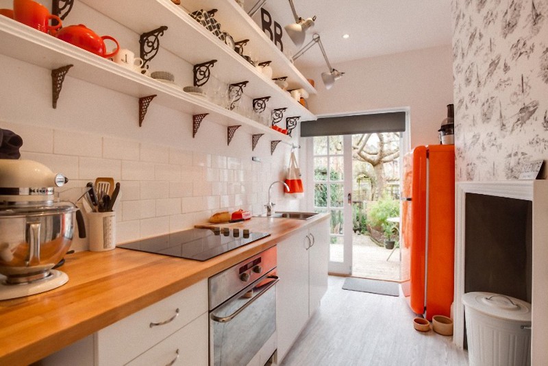 Perhaps you are considering a kitchen extension that opens out. 20 Narrow Kitchen Design Ideas Interior Design Ideas And Photos