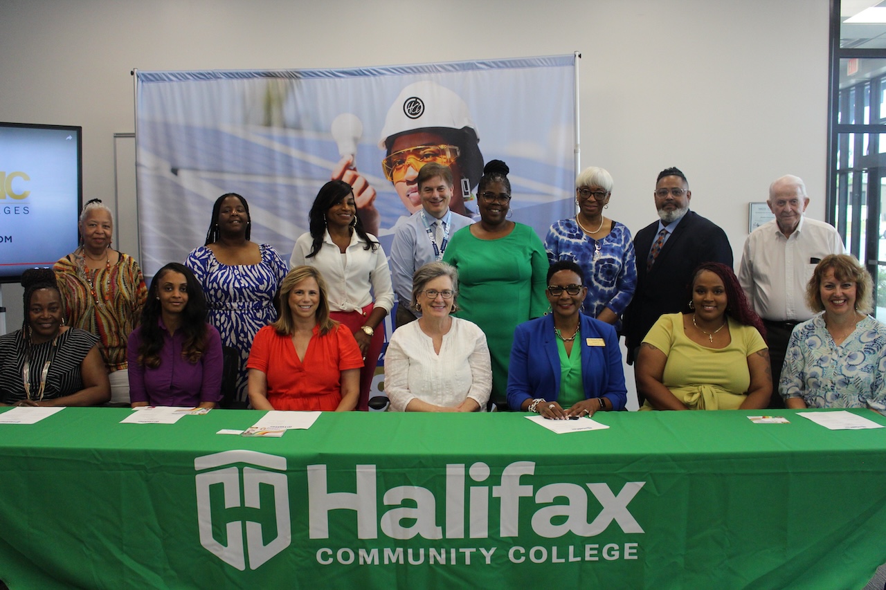 RRSpin HCC begins early childhood apprenticeship program