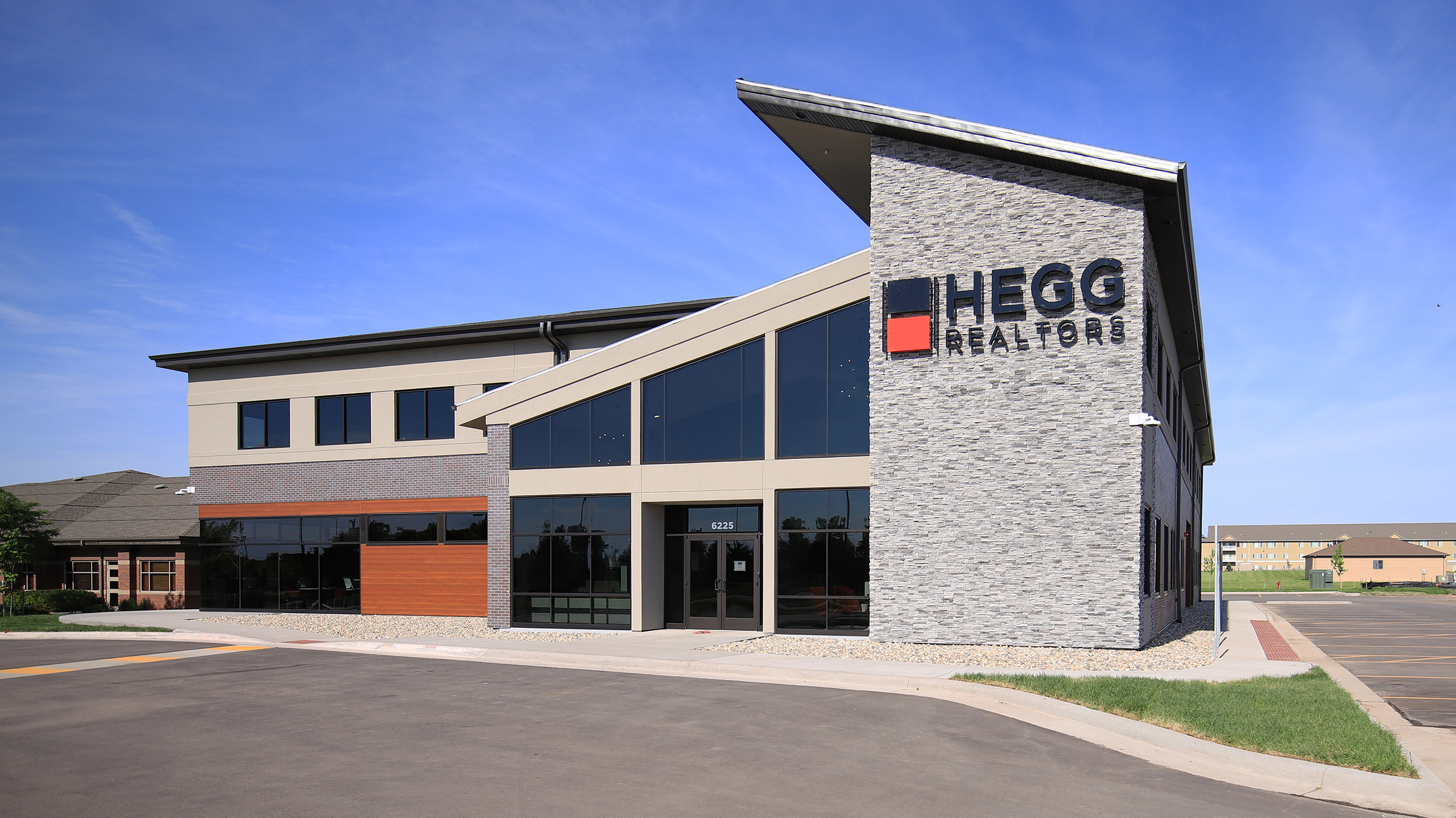 Hegg Realtors Office RSA Architecture & Design