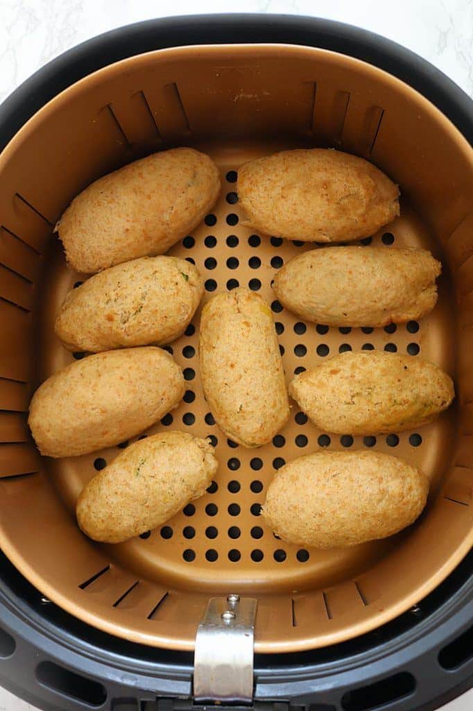 Airfryer cooked Bread Rolls, Oil free Indian vegan bread