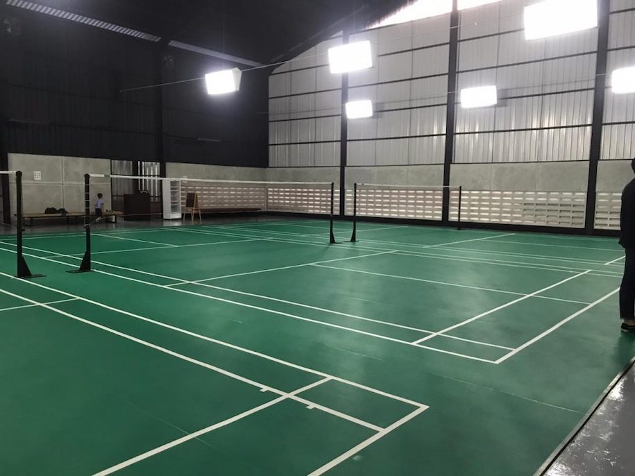 6 Rekomendasi Lapangan Bulutangkis di Jakarta yang Bisa Kamu Sewa