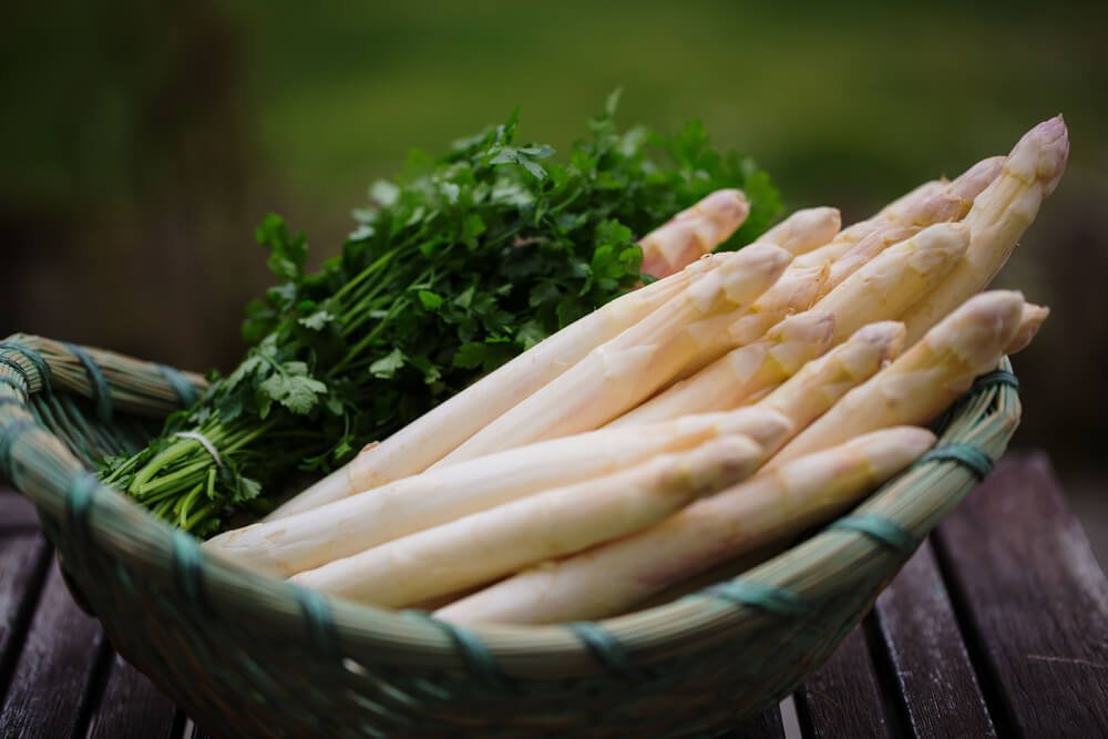 Spargel Kalorien, Nährwerte & Gesundheitsvorteile EAT SMARTER