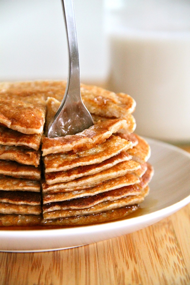 Banana Oat Greek Yogurt Pancakes | Running With Spoons