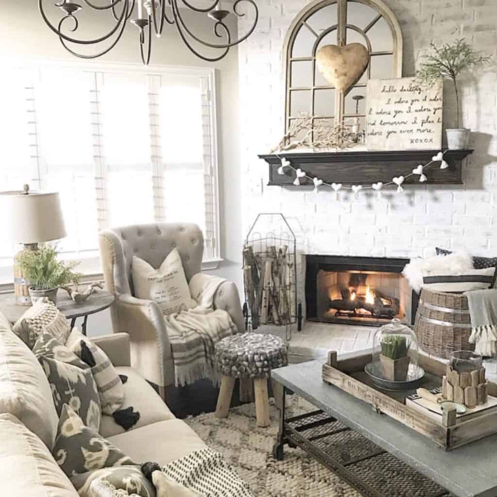 40 of the BEST Home Decor Blogs that will inspire you.