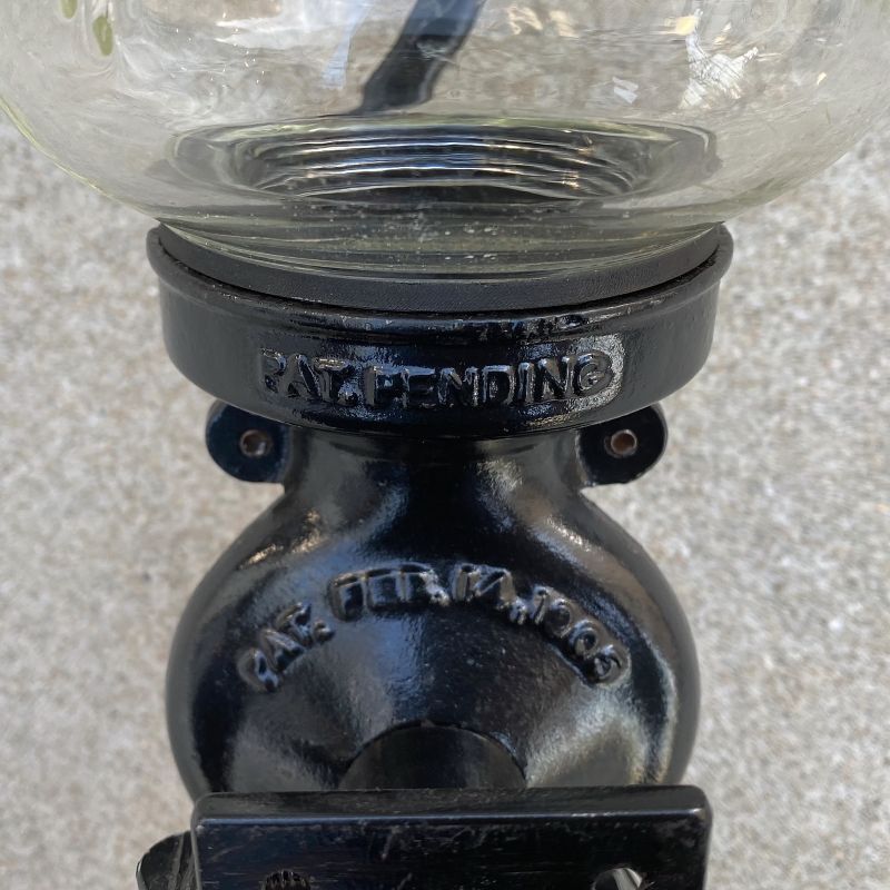 VINTAGE ANTIQUE UNIVERSAL COFFEE MILL ヴィンテージ アンティーク コーヒーミル / アメリカ オブジェ