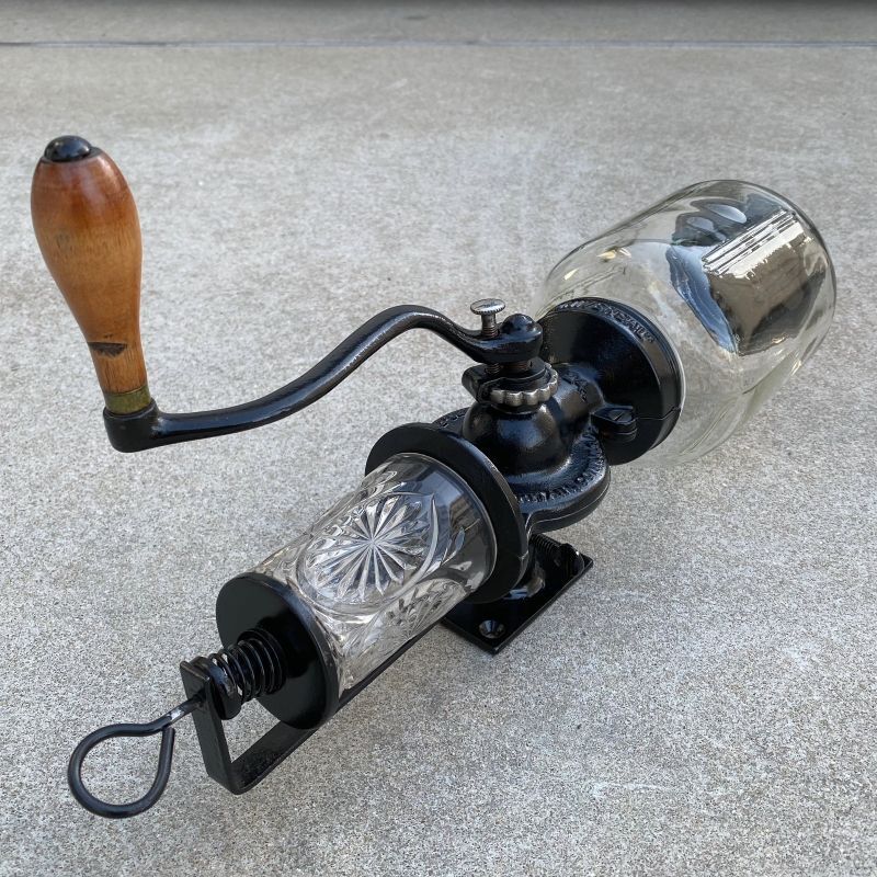 VINTAGE ANTIQUE UNIVERSAL COFFEE MILL ヴィンテージ アンティーク コーヒーミル / アメリカ オブジェ