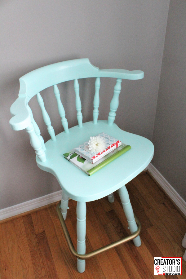 How to Makeover a Bar Stool with Spray Paint