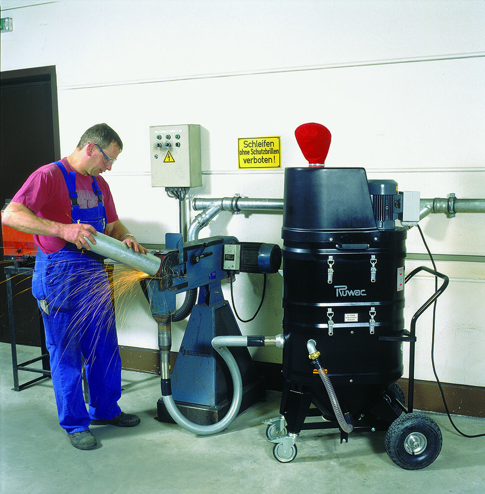 What Is a Wet Mixer Vacuum? Ruwac USA