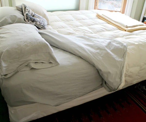 How To Short Sheet A Bed? RVing Beginner