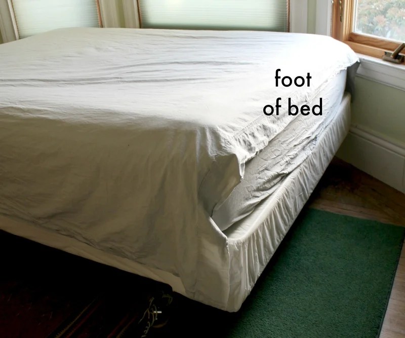 How To Short Sheet A Bed? RVing Beginner