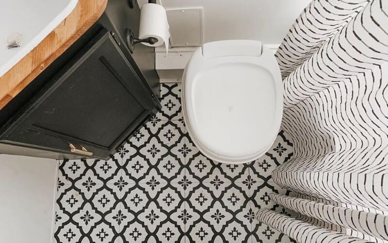 Can You Use The Bathroom In An RV While Driving? RVing Know How