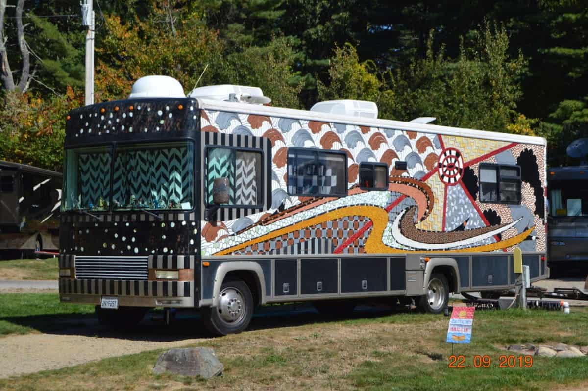 Another crazy RV paint job. Wow! RV Travel