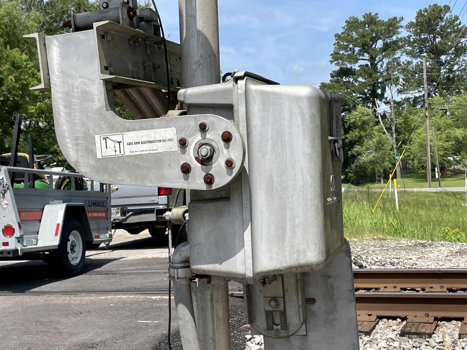 Higgins Road (Mobile, AL)