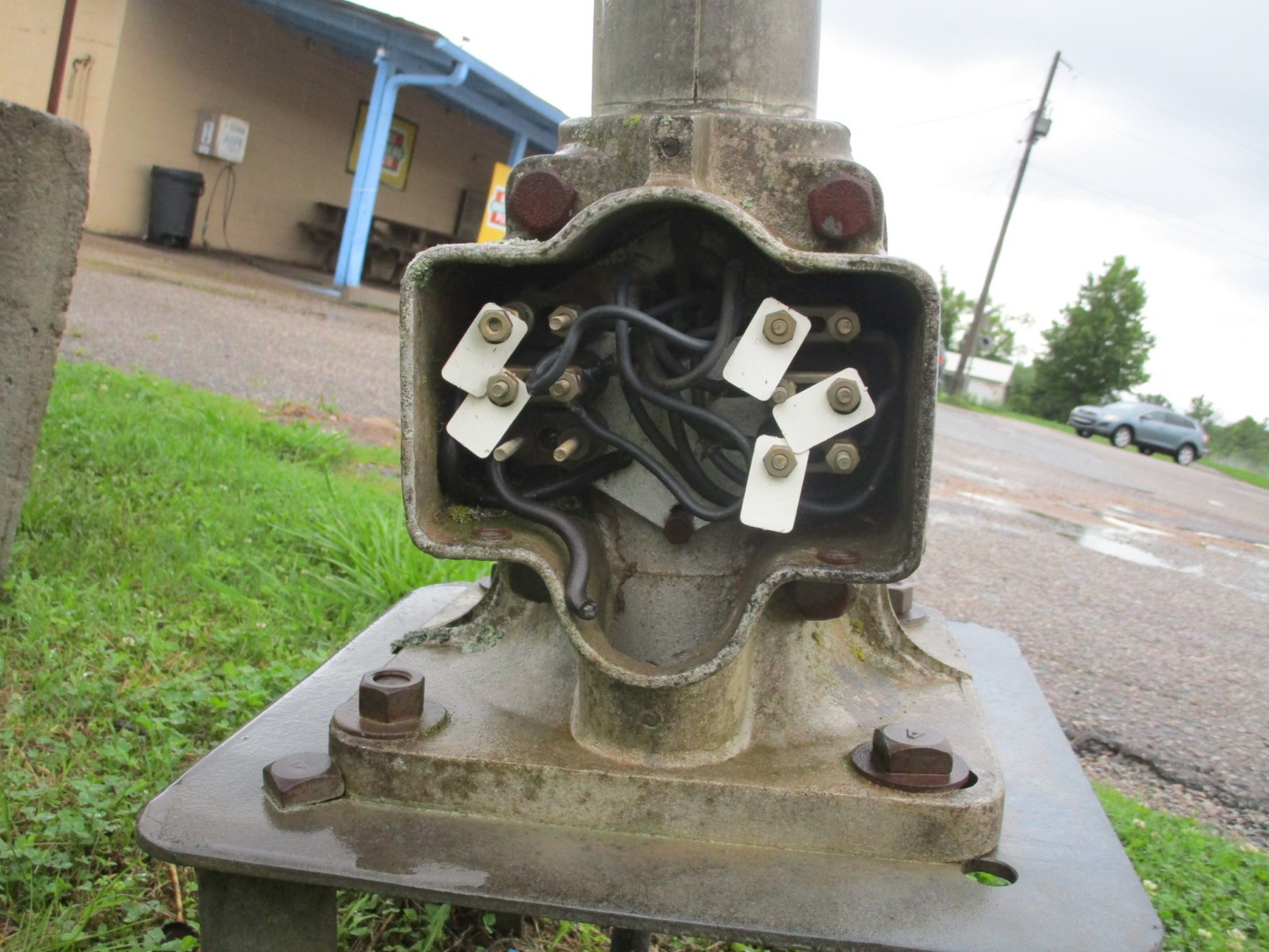Display Signals (near Middleton, TN)