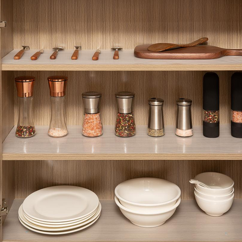 Manufacturer of Shelf liner